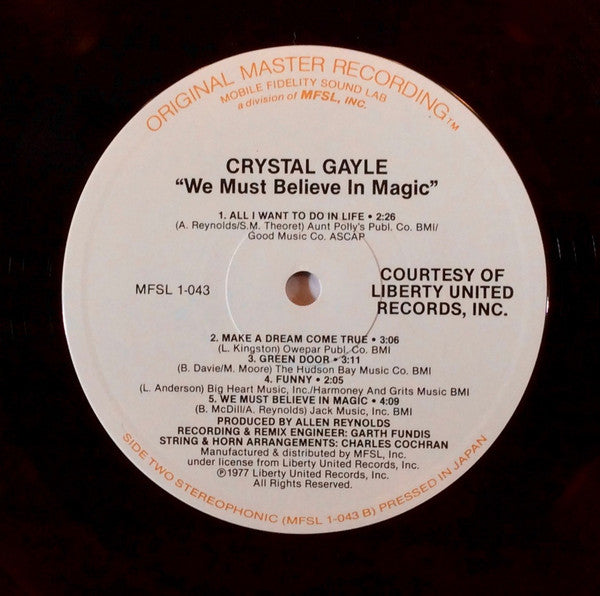 Crystal Gayle - We Must Believe In Magic (Vinyl)